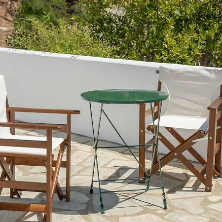Oneiro House Serifos Town
