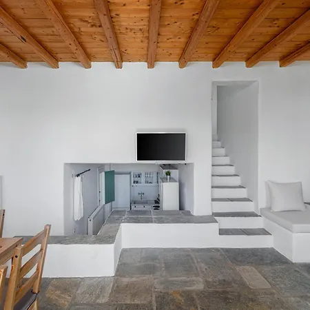 Nyaraló Oneiro House