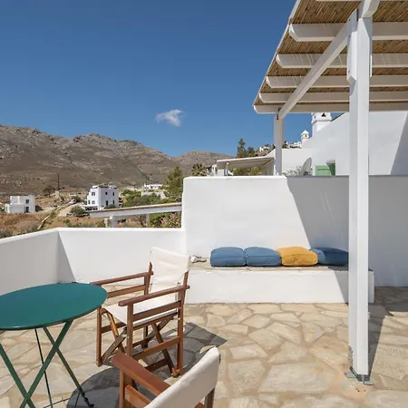 Oneiro House Feriehus Serifos Town