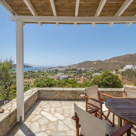 Oneiro House Feriehus Serifos Town